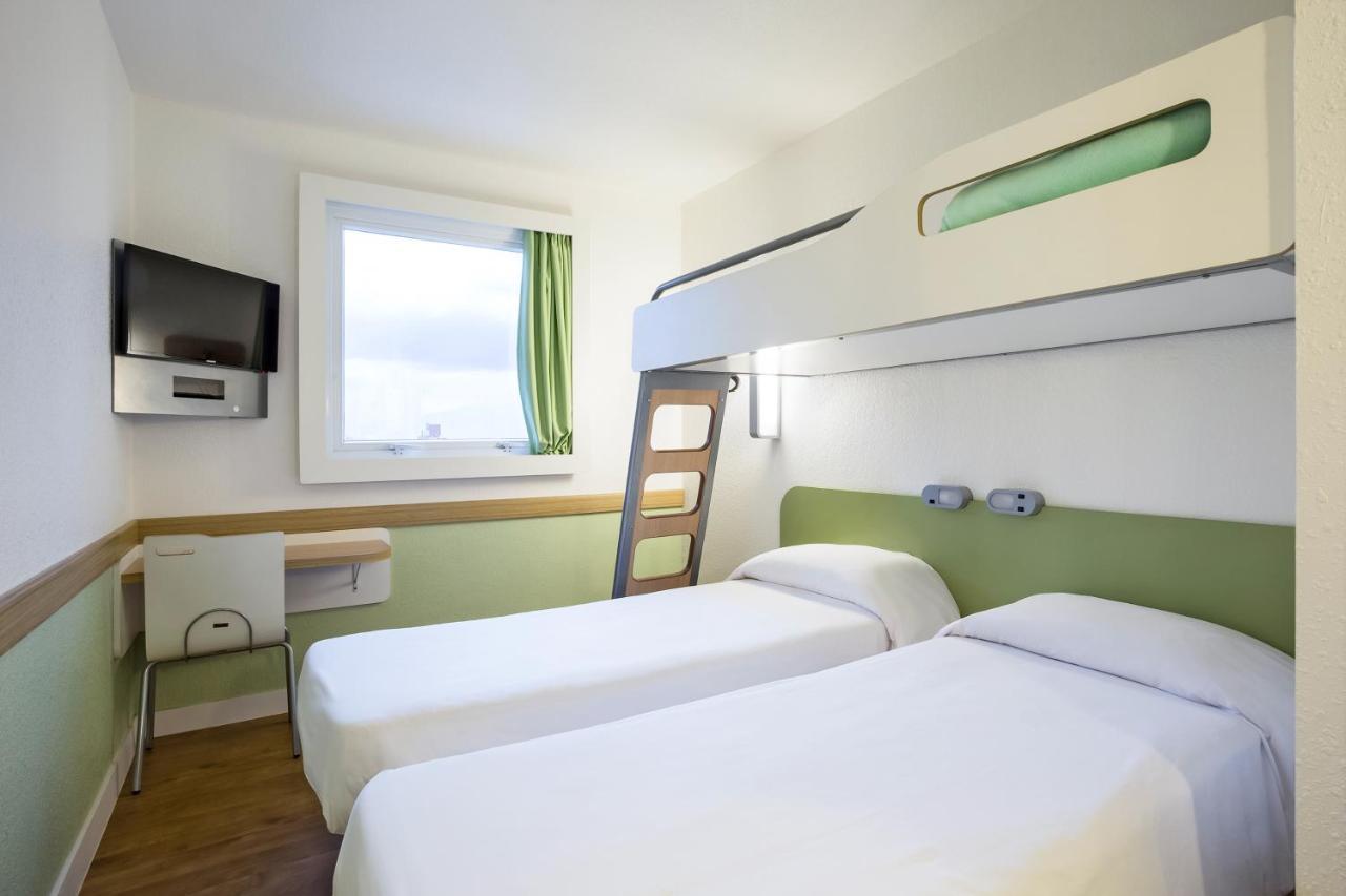 Ibis Budget Paris Porte De Vanves Esterno foto