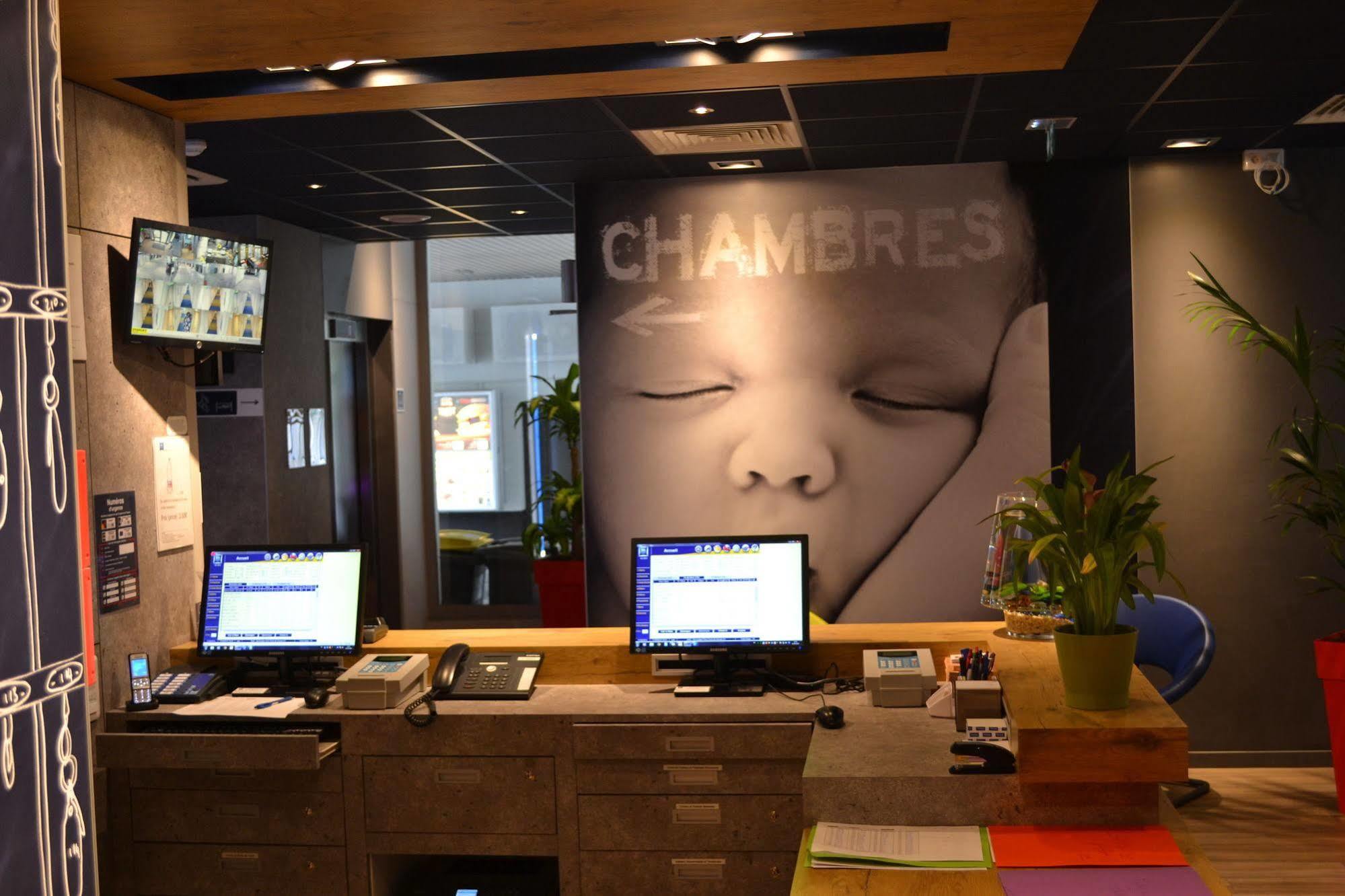 Ibis Budget Paris Porte De Vanves Esterno foto