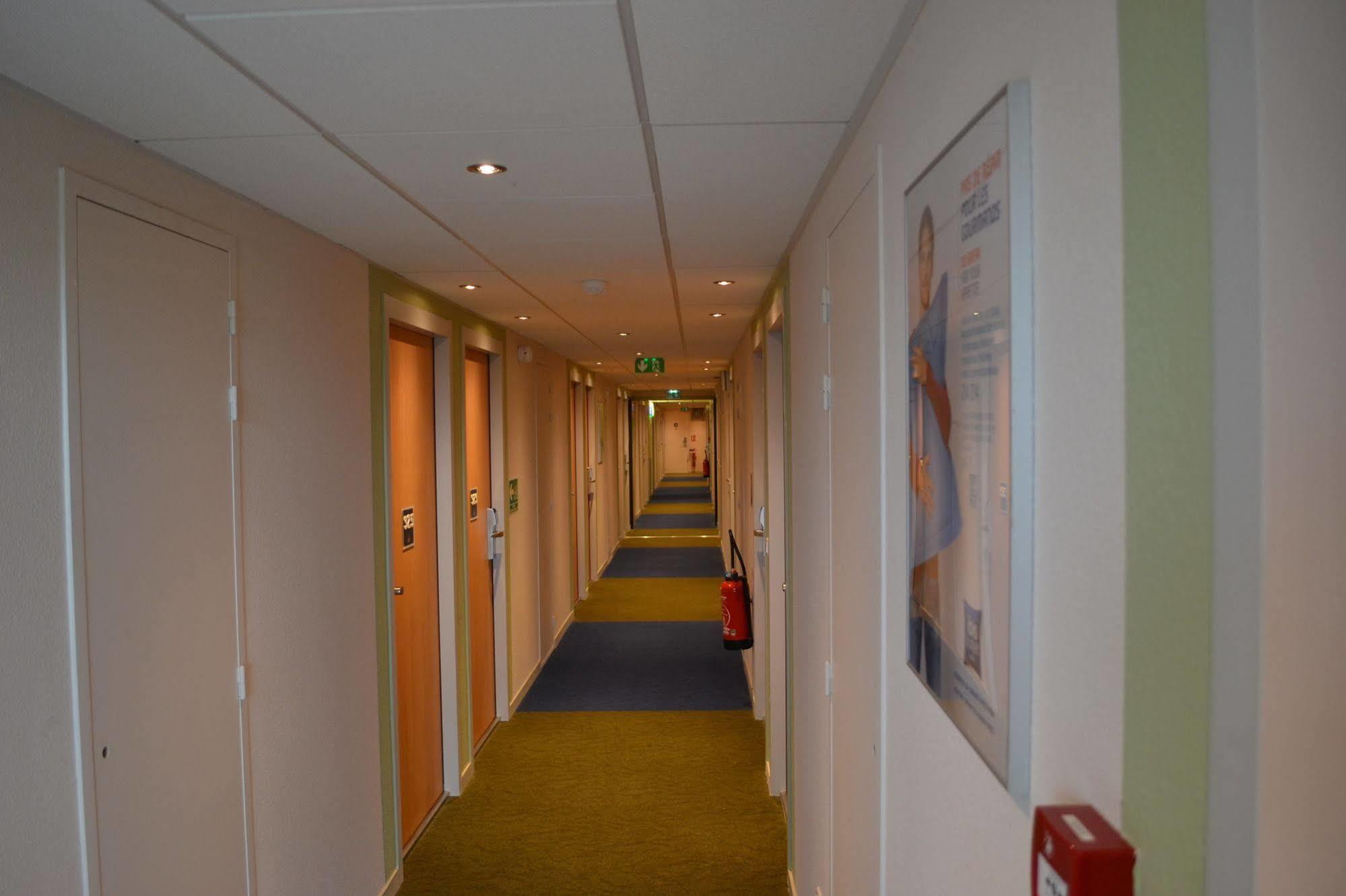 Ibis Budget Paris Porte De Vanves Esterno foto