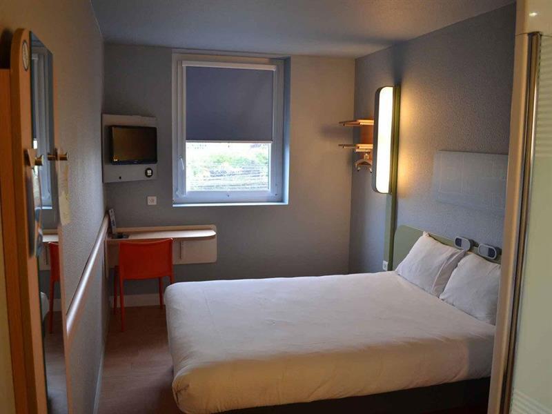 Ibis Budget Paris Porte De Vanves Esterno foto